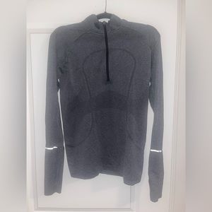 Lululemon Scuba Quarter-zip  Size 12
